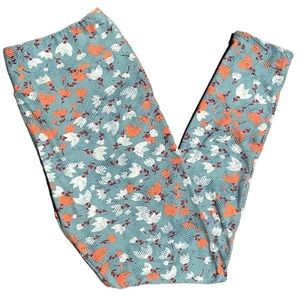 ⭐️4 for $10⭐️Floral Patterned Leggings.  Women's Size Large / XL.  Buttery Soft.